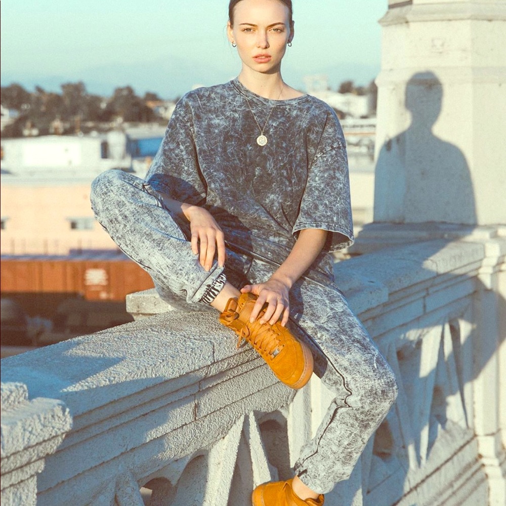 Brannnd NewNew: Talentless Denim Wash Sweatpants